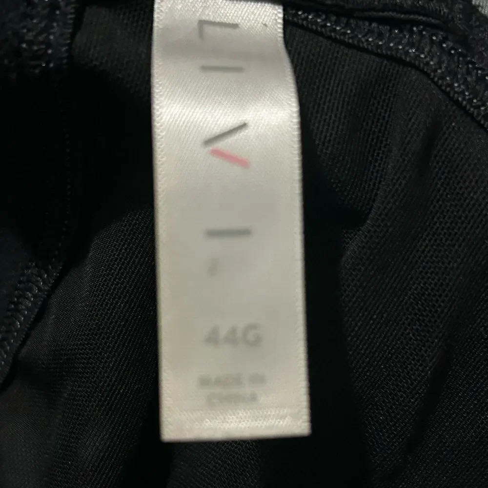 Livi Active Lane Bryant 44G Molded Underwire Sports Bra Black Gray High Impact